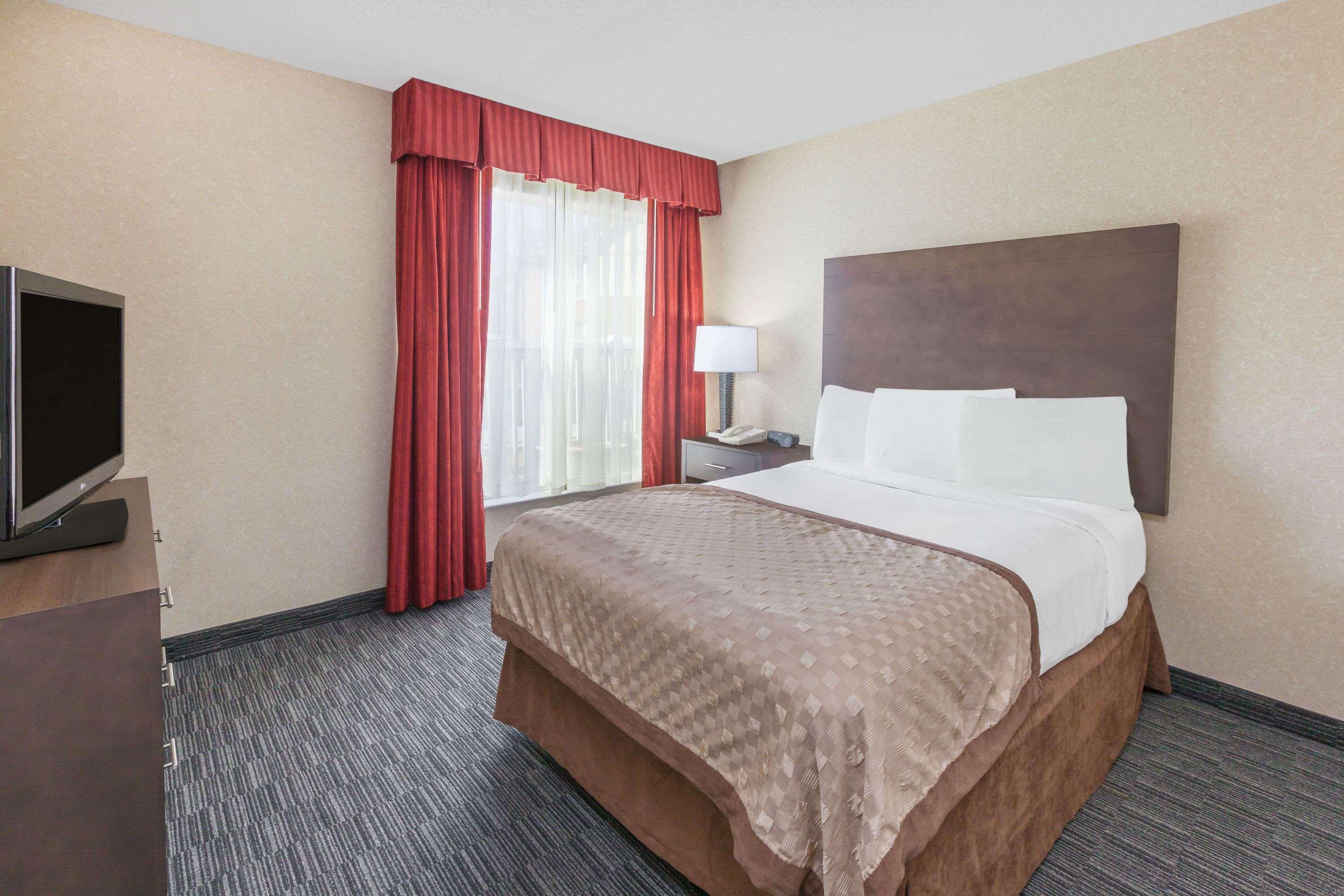 Affordable Suites Of America Detroit-Warren Exterior photo